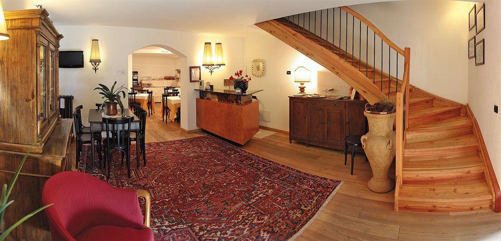Albergo Aprica Garni Eksteriør billede