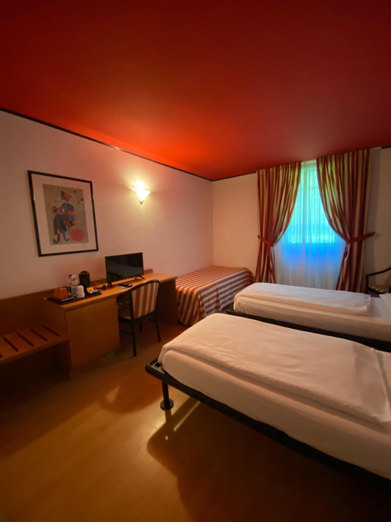 Albergo Aprica Garni Eksteriør billede
